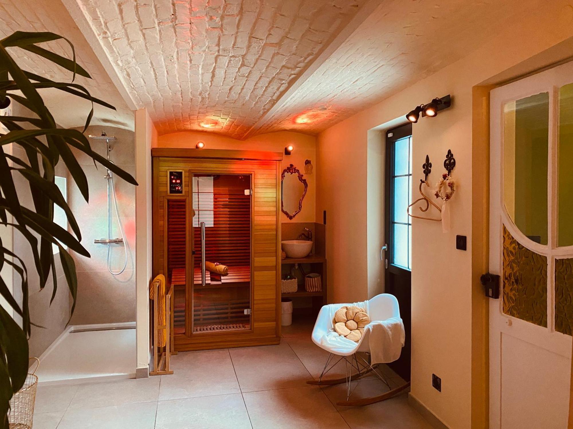 La Villa des Roses - Suite&Spa Lys-lez-Lannoy Esterno foto
